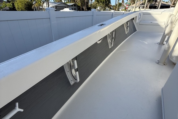 25ft Pathfinder Yacht For Sale