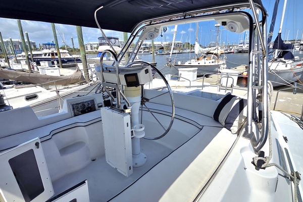 Divan San 42ft Hunter Yacht For Sale