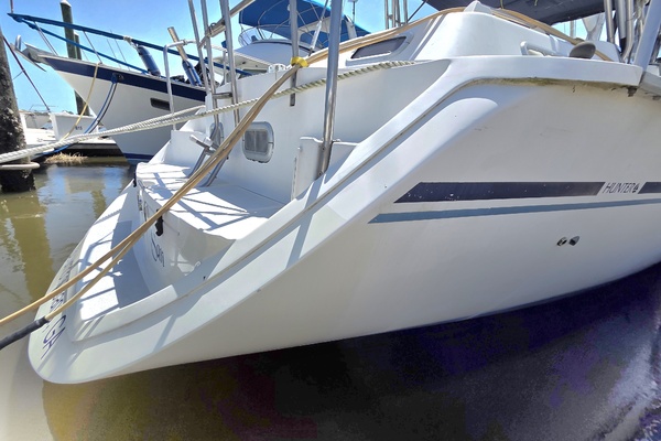 Divan San 42ft Hunter Yacht For Sale