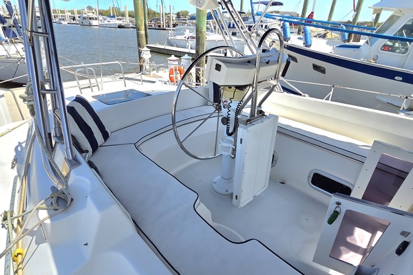 Divan San 42ft Hunter Yacht For Sale