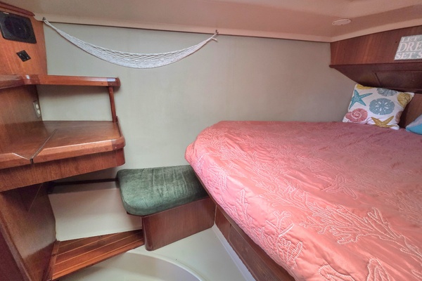 Divan San 42ft Hunter Yacht For Sale