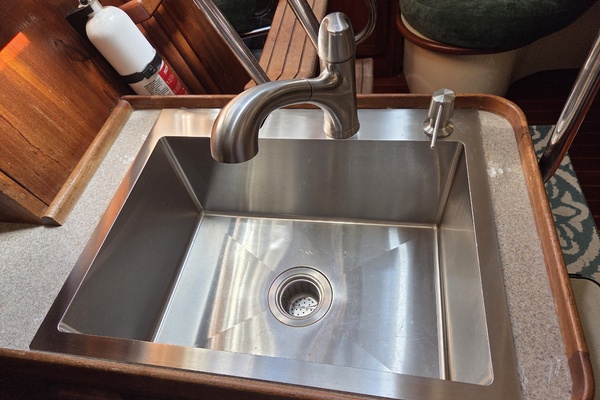 Divan San 42ft Hunter Yacht For Sale