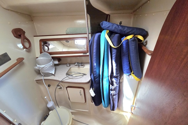 Divan San 42ft Hunter Yacht For Sale