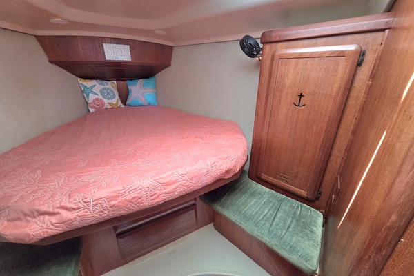 Divan San 42ft Hunter Yacht For Sale