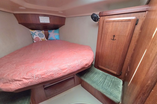 Divan San 42ft Hunter Yacht For Sale