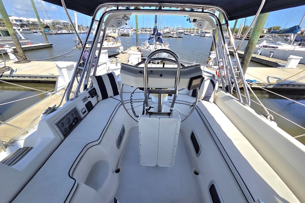 Divan San 42ft Hunter Yacht For Sale