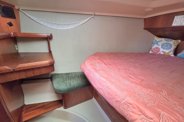 Divan San 42ft Hunter Yacht For Sale