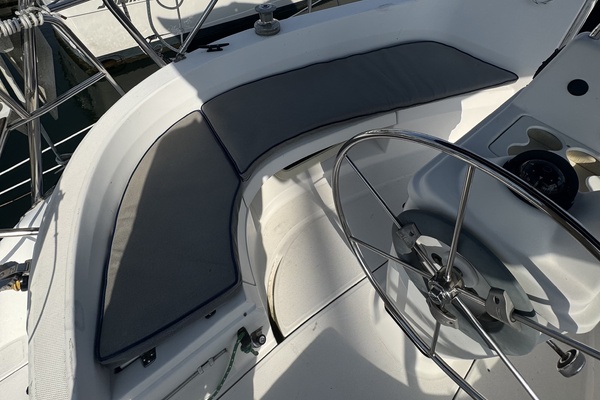 2002 Hunter 326  ldquo The Master Plan rdquo  32ft Hunter Yacht For Sale