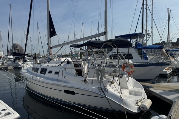 32-ft-Hunter-2002-326-2002 Hunter 326 “The Master Plan” Hampton Virginia United States  yacht for sale