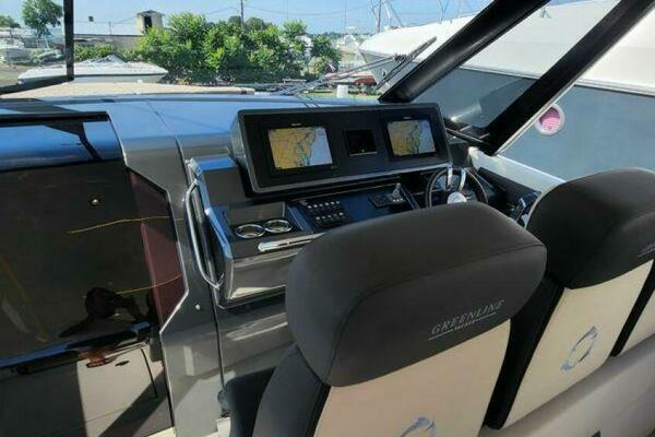 Meant To Be 36ft Greenline Yacht For Sale