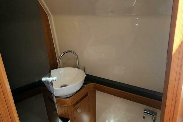 Meant To Be 36ft Greenline Yacht For Sale