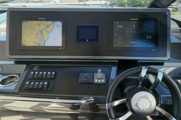 Meant To Be 36ft Greenline Yacht For Sale