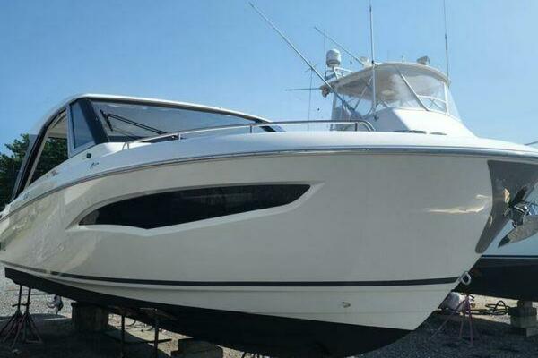 Meant To Be 36ft Greenline Yacht For Sale