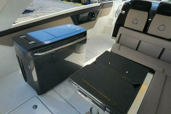 Meant To Be 36ft Greenline Yacht For Sale