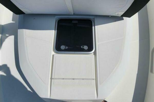 Meant To Be 36ft Greenline Yacht For Sale