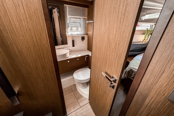 Wellcraft 44 Explorer Yacht For Sale