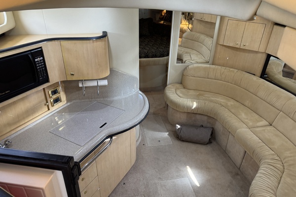 38ft Sea Ray Yacht For Sale