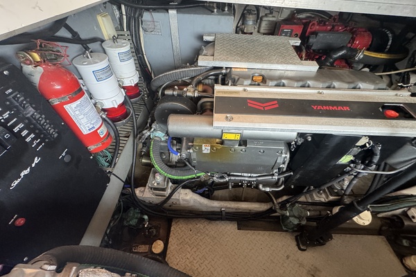 38ft Sea Ray Yacht For Sale