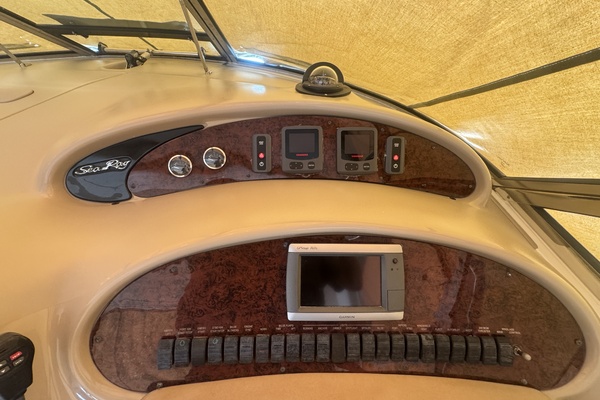 38ft Sea Ray Yacht For Sale