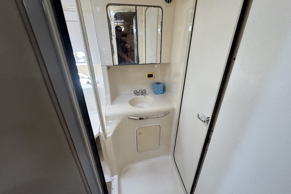 38ft Sea Ray Yacht For Sale