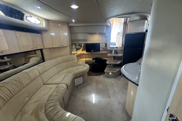 38ft Sea Ray Yacht For Sale