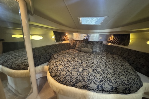 38ft Sea Ray Yacht For Sale