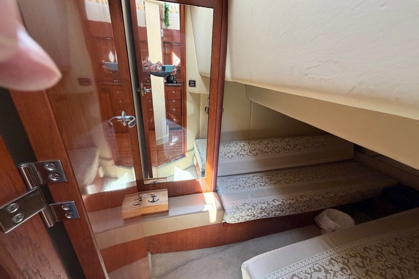 36ft Sea Ray Yacht For Sale