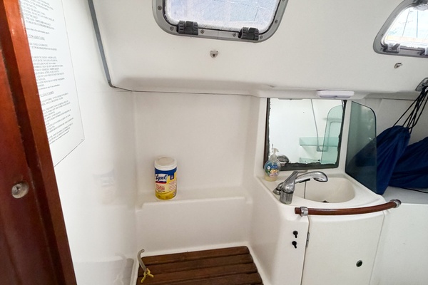 KIKI 32ft Beneteau Yacht For Sale