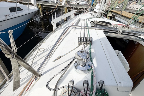 KIKI 32ft Beneteau Yacht For Sale