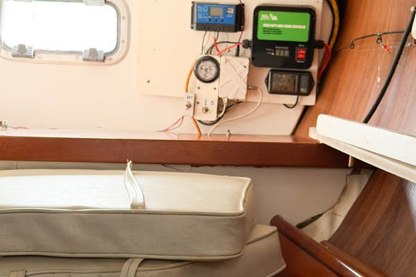 KIKI 32ft Beneteau Yacht For Sale