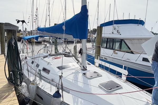 KIKI 32ft Beneteau Yacht For Sale