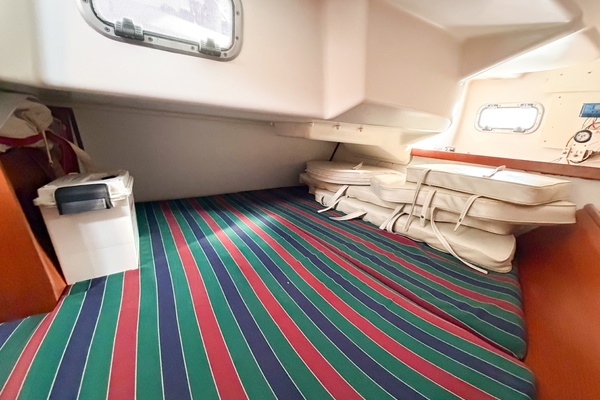 KIKI 32ft Beneteau Yacht For Sale