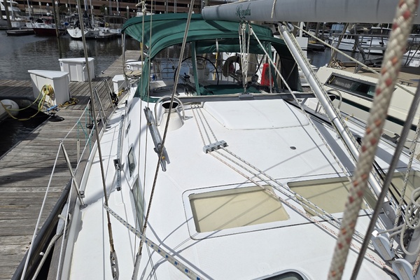 Ho onalu 42ft Beneteau Yacht For Sale