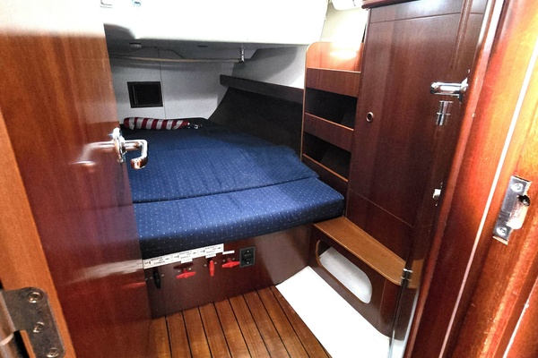 Ho onalu 42ft Beneteau Yacht For Sale