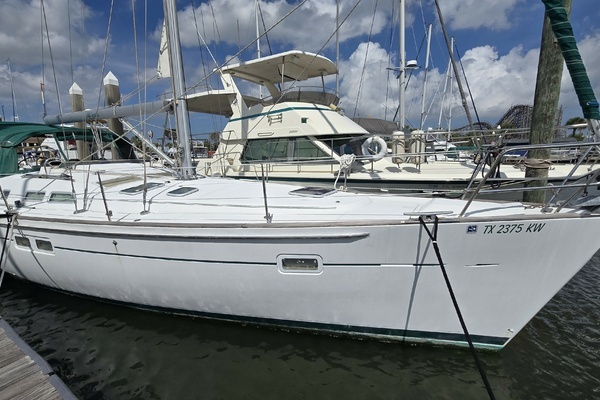 42-ft-Beneteau-2004-423-Ho'onalu Kemah Texas United States  yacht for sale
