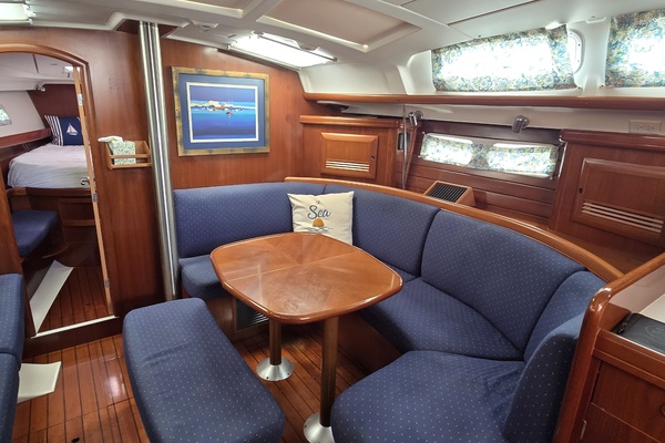 Ho onalu 42ft Beneteau Yacht For Sale