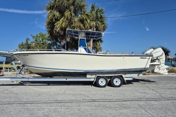 Photo of the 1987 Mako 