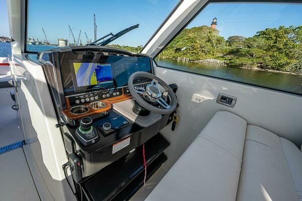 MULLIGAN 34ft Tiara Sport Yacht For Sale