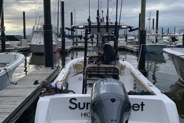 Photo of the 2019 Sportsman Heritage 231 Center Console