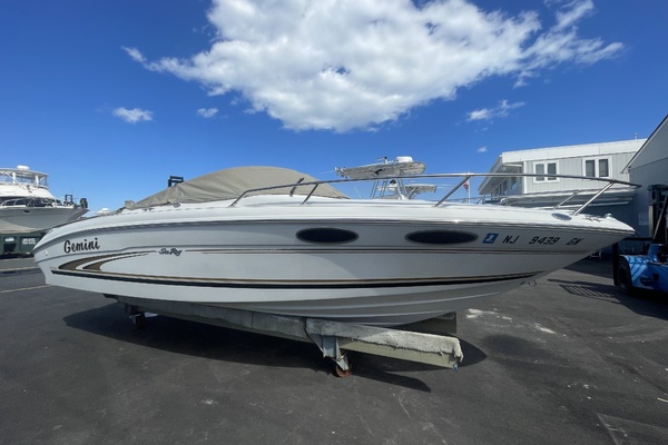 23ft Sea Ray Yacht For Sale