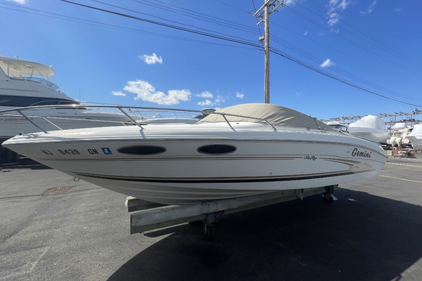 23ft Sea Ray Yacht For Sale