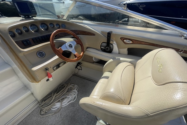 23ft Sea Ray Yacht For Sale