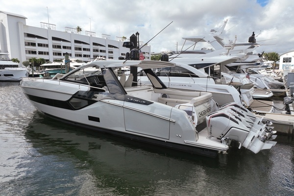 Photo of the 2023 Azimut Verve 47 "Chicken Money"