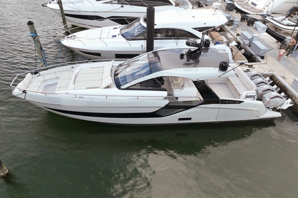 2023 Azimut 47
