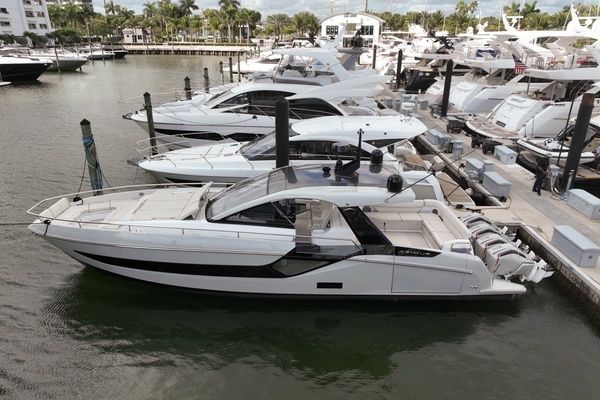 Photo of the 2023 Azimut Verve 47 "Chicken Money"