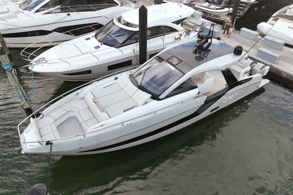 Photo of the 2023 Azimut Verve 47 "Chicken Money"