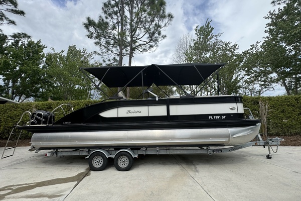 26-ft-Barletta-2019-L25UC- Ormond Beach Florida United States  yacht for sale