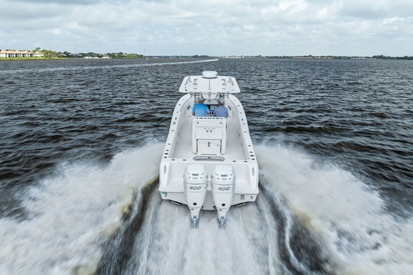 33ft Invincible Yacht For Sale