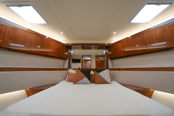 FRINGE BENEFIT IV 57ft Riviera Yacht For Sale