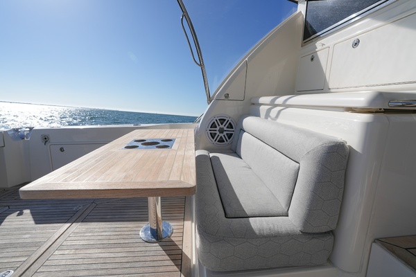 FRINGE BENEFIT IV 57ft Riviera Yacht For Sale